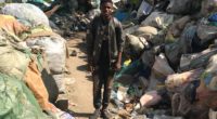 TANZANIE : Edgar Edmun Tarimo (17 ans), pro du recyclage des déchets plastiques ©Green Venture Tanzania
