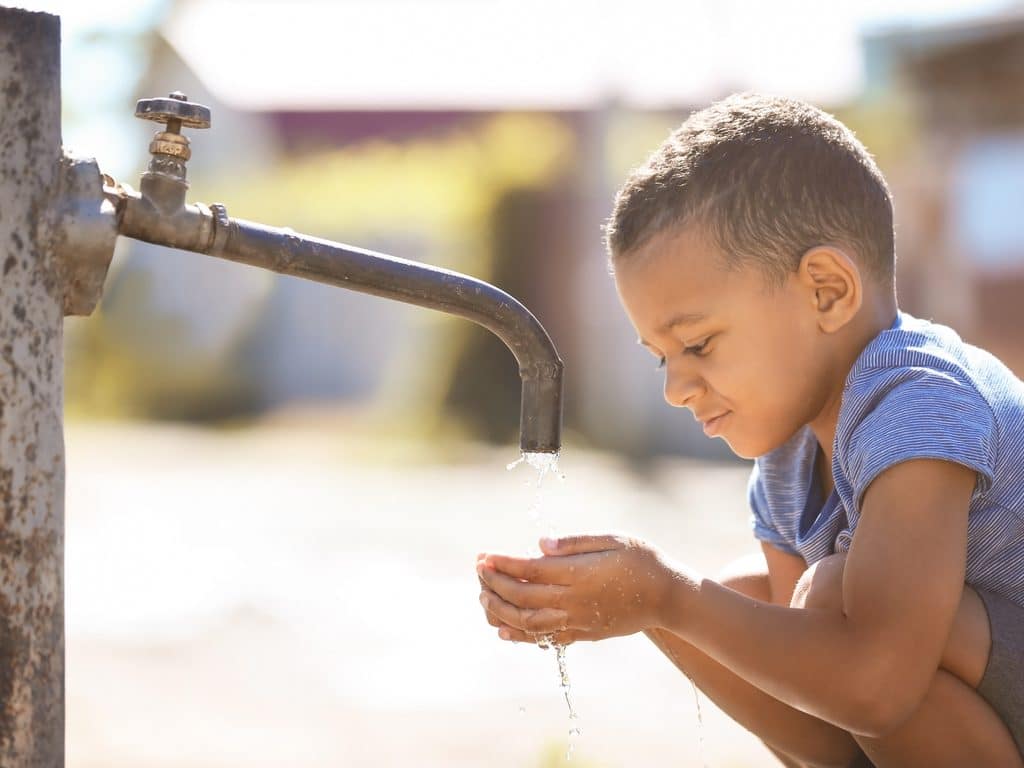 MOROCCO: AfDB and China Allocate €115 Million to Secure Access to Safe Drinking Water © Africa Studio /Shutterstock