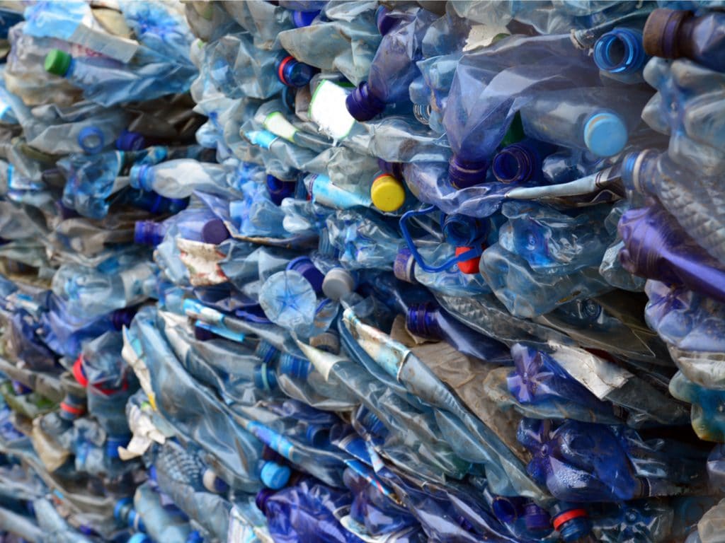 KENYA: Francis Muriithi earns money by recycling plastic waste © Bogdan Ionescu /Shutterstock