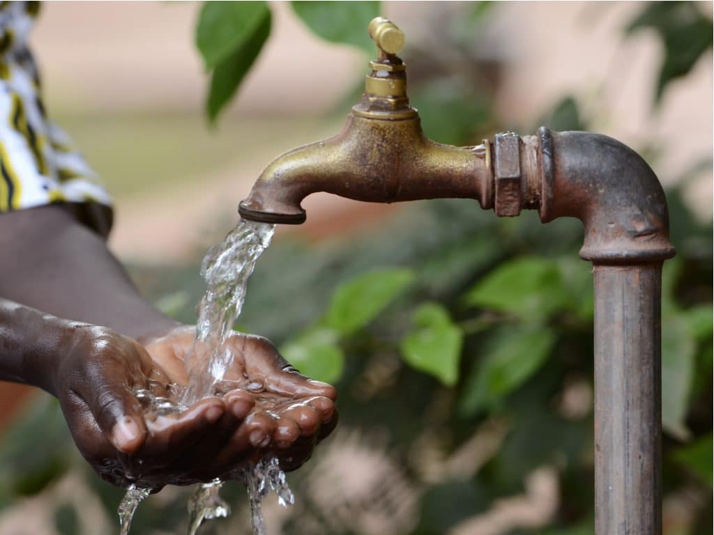 TANZANIE : l’État et la BAD financent 232 M$ pour l’eau et l’assainissement à Arusha ©Riccardo Mayer/Shutterstock