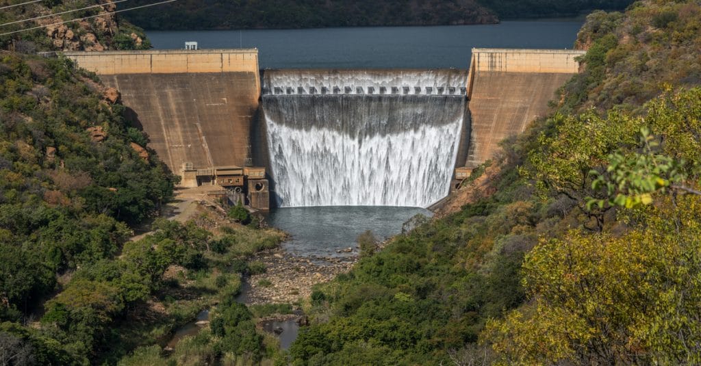 CAMEROON: Besix to build a 420 MW hydroelectric project© clayton harrison/Shutterstock