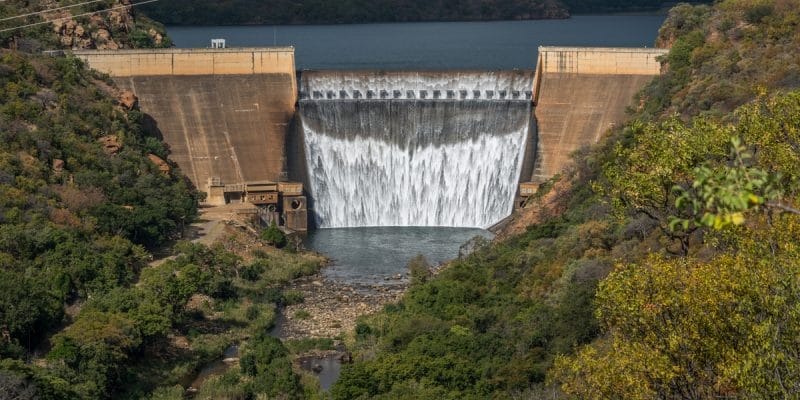 CAMEROON: Besix to build a 420 MW hydroelectric project© clayton harrison/Shutterstock