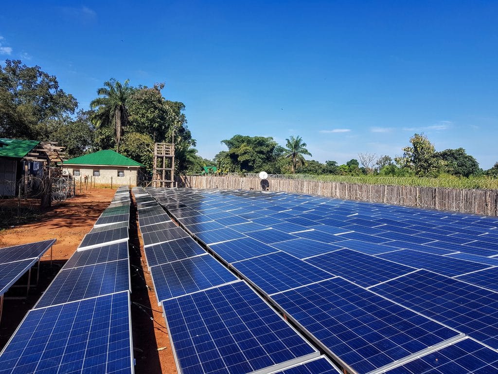 ZIMBABWE: Gombe Power, Tugwi, Kefalos and Triangle Solar want to supply 160 MW ©Sebastian Noethlichs/Shutterstock