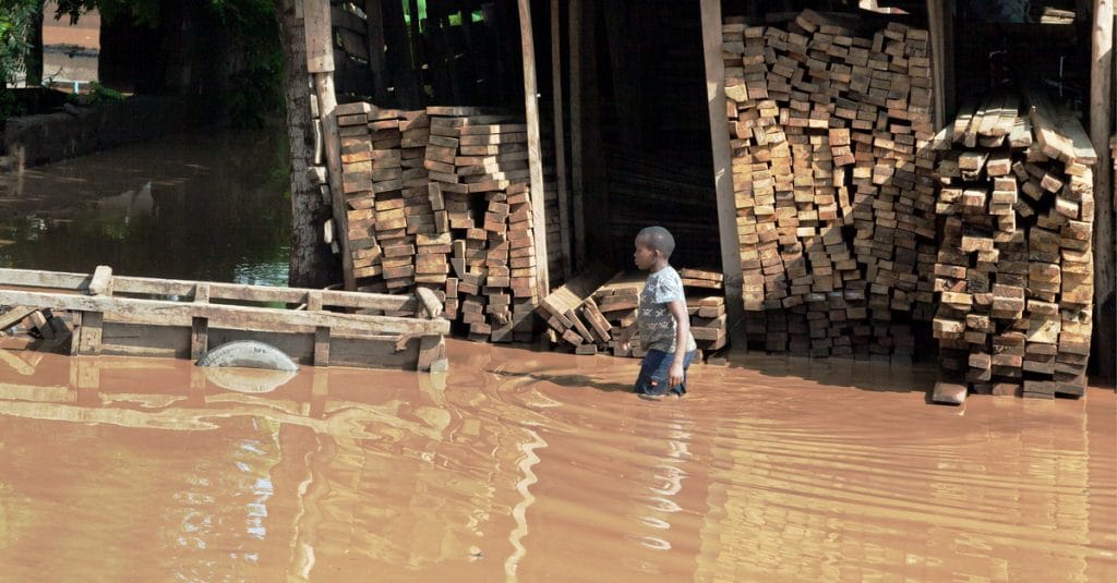 CAMEROON: PADY 2, launched to keep thwarting floods in capital-Yaoundé©Vadim Petrakov/Shutterstock