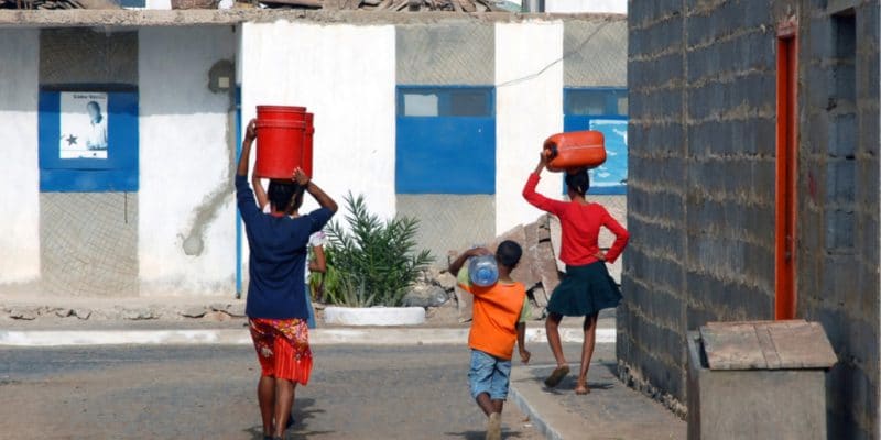 CAMEROON: WPIL wins drinking water supply contract for 20 cities ©Gratien JONXIS/Shutterstock