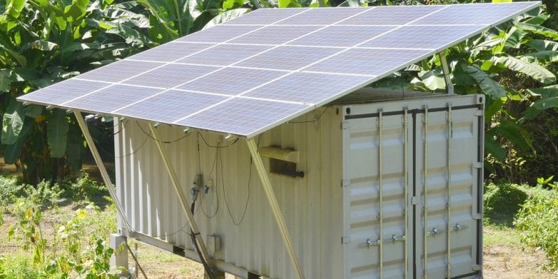 SOUDAN DU SUD : Aptech Africa propose des mini-grids solaires conteneurisés ©khuruzero/Shutterstock
