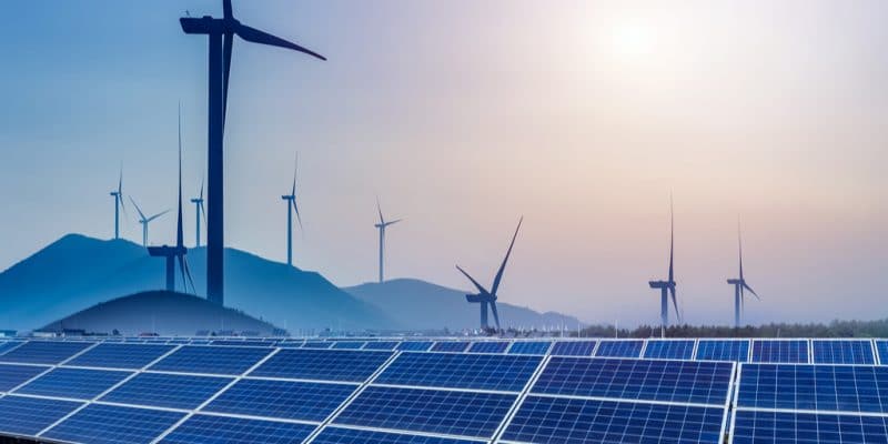 SOUTH AFRICA: Juwi designs solar-wind hybrid power plant for Orion Minerals©hrui/Shutterstock