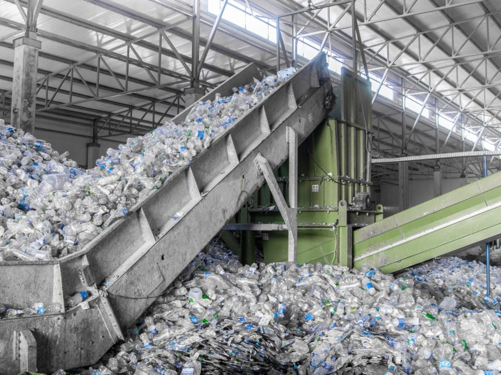 GHANA : Zoomlion lance un centre de recyclage des déchets et dévoile ses ambitions©Alba_alioth/Shutterstock