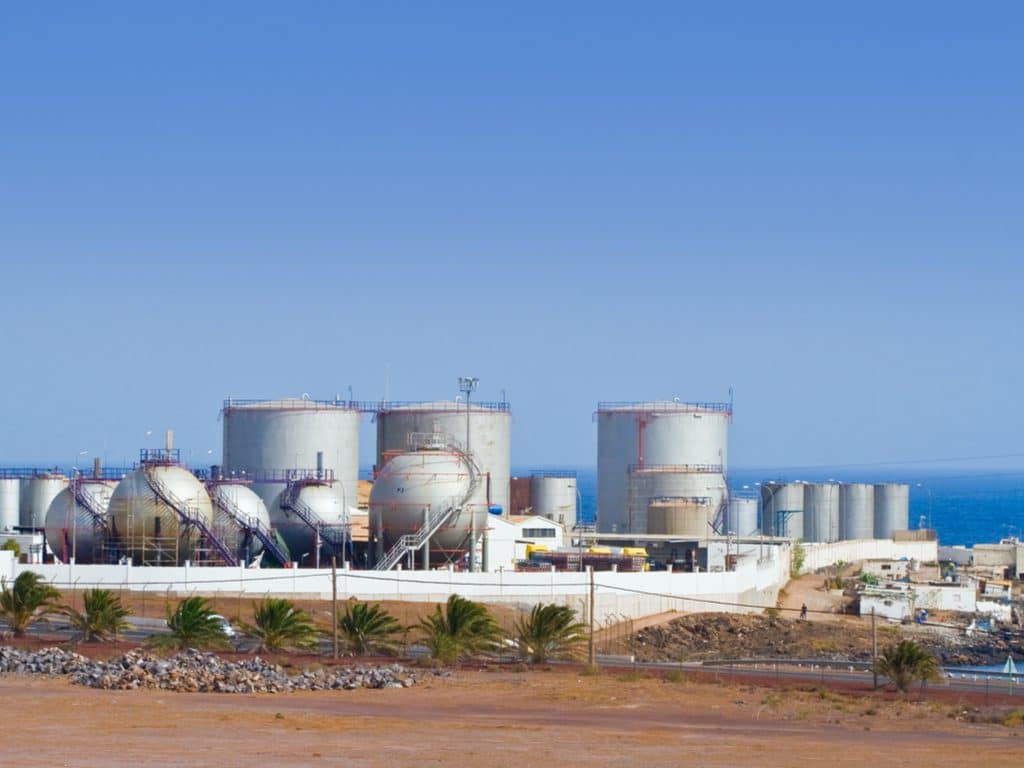 NAMIBIA: 5 companies vying for EIAs related to desalination in Bethany and Grünau©irabel8/Shutterstock