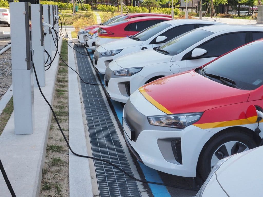 ÉGYPTE : le gouvernement veut développer l’industrie des voitures électriques©sungsu han/Shutterstock