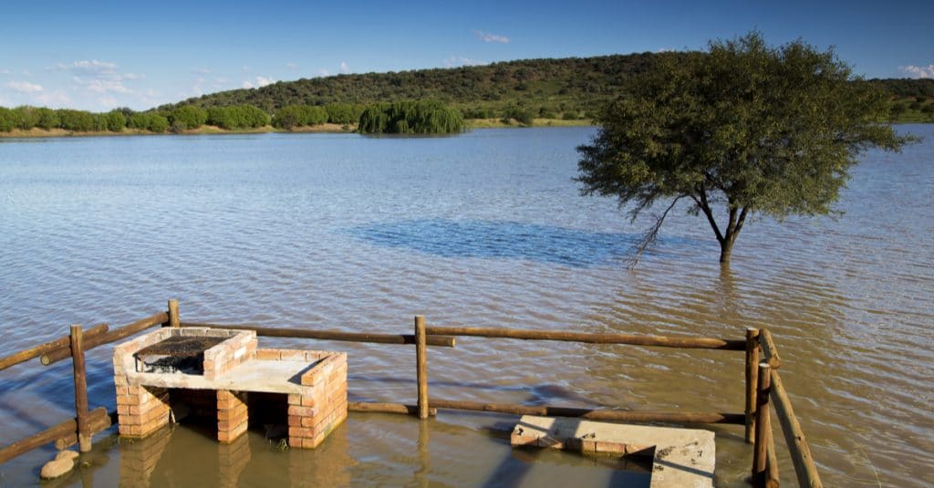 AFRIQUE : sept villes sont menacées d’être englouties par les eaux d’ici 2100©Lindsay BassonShutterstock