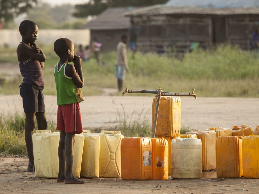 ZAMBIA: EIB provides €5 million for drinking water and sanitation project ©John Wollwerth/Shutterstock