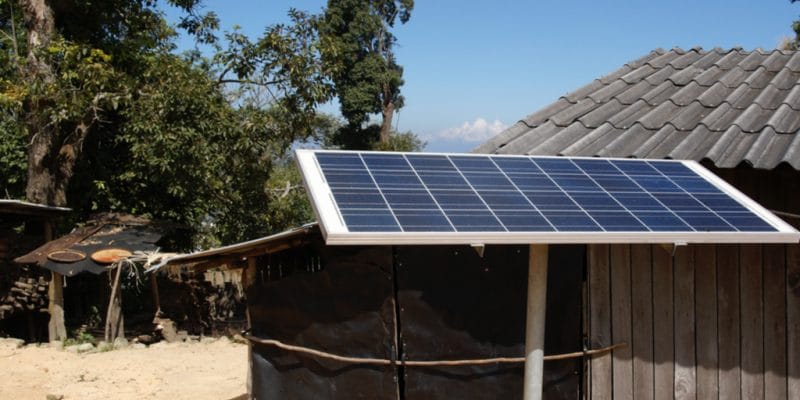 AFRIQUE : PEG Africa mobilise 5 M$ pour développer la fourniture de kits solaires ©Ralf Siemieniec/Shutterstock