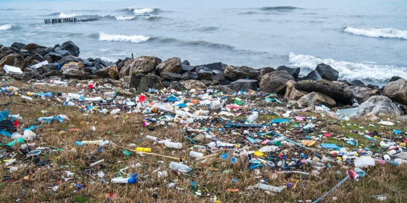 SÉNÉGAL : Greenpeace interpelle le gouvernement sur les plastiques à usage unique©k_samurkasShutterstock