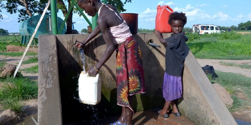 CHAD: 76,000 people in Abeche will benefit from water supply©africa924/Shutterstock