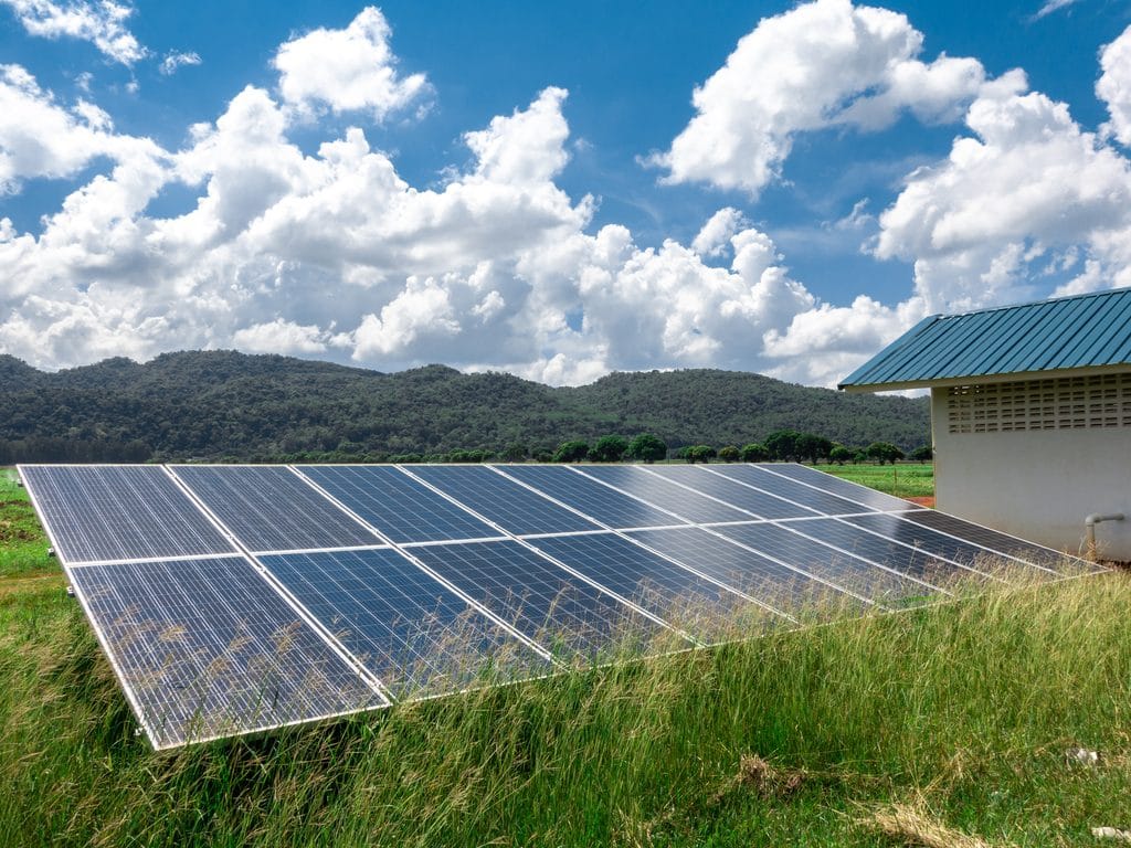 AFRICA: Gridworks invests $7.5 million in off-grid company, Mettle Solar ©Yong006/Shutterstock