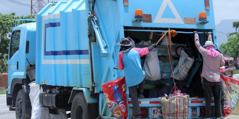 LIBERIA: Paynesville and Monrovia acquire 13 waste collection trucks©nitinut380/Shutterstock