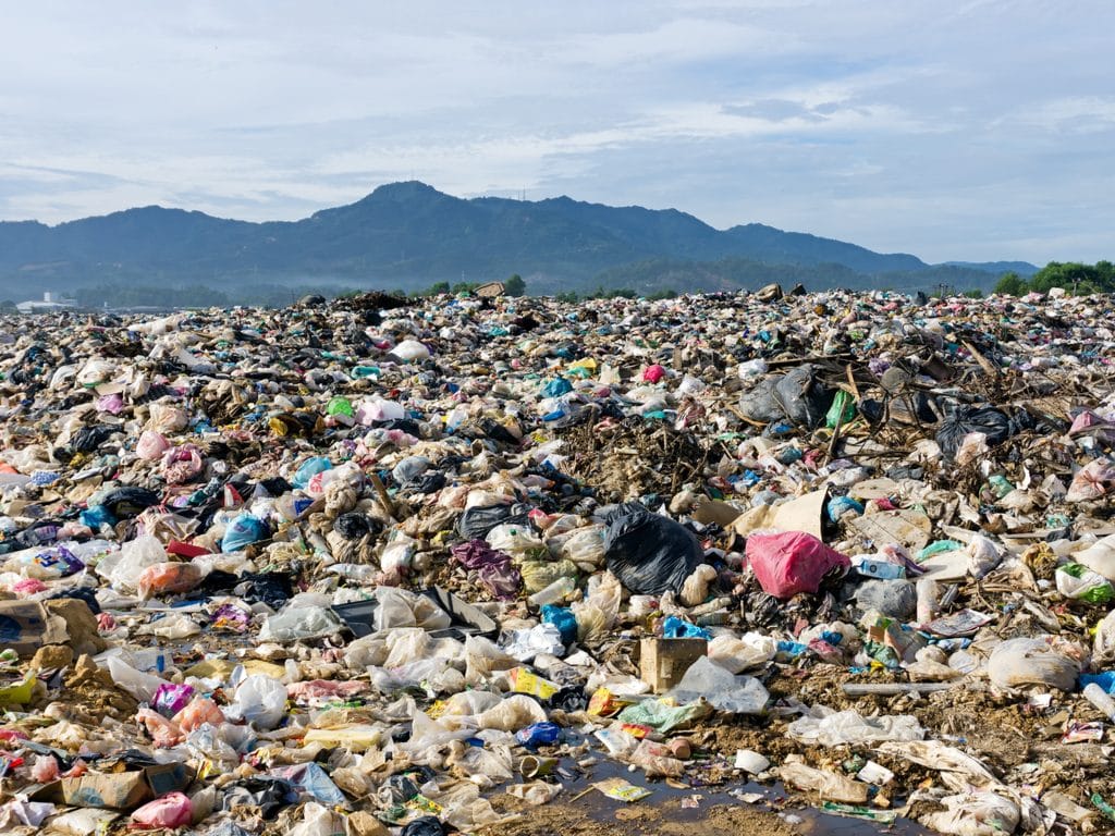 IVORY COAST: Akouédo landfill near Abidjan becomes urban park©Nokuro/Shutterstock