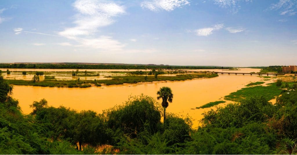 MALI : le gouvernement lance un plan national pour sauver le fleuve Niger ©Homo CosmicosShutterstock