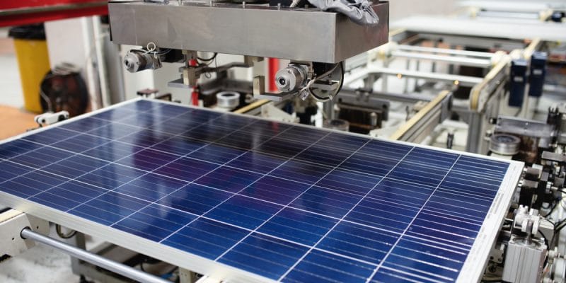 SÉNÉGAL : un centre pour promouvoir le matériel solaire de qualité ©sondemShutterstock