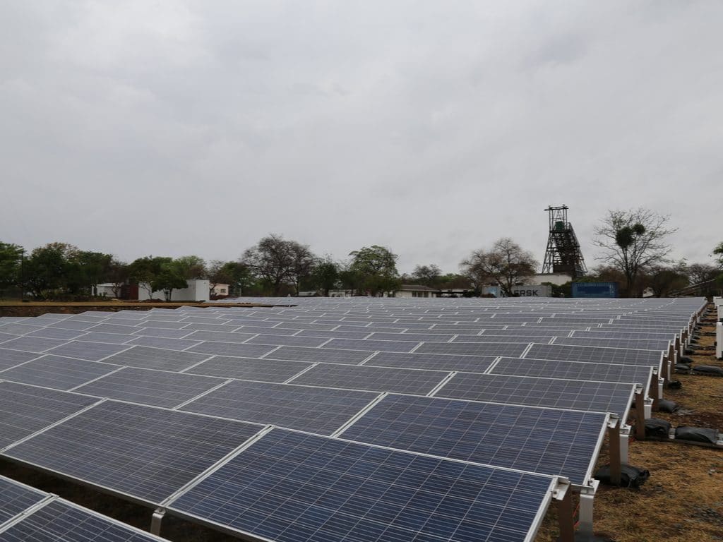 MOZAMBIQUE : Scatec Solar et ses partenaires connectent la centrale solaire de Mocuba©Sebastian Noethlichs/Shutterstock