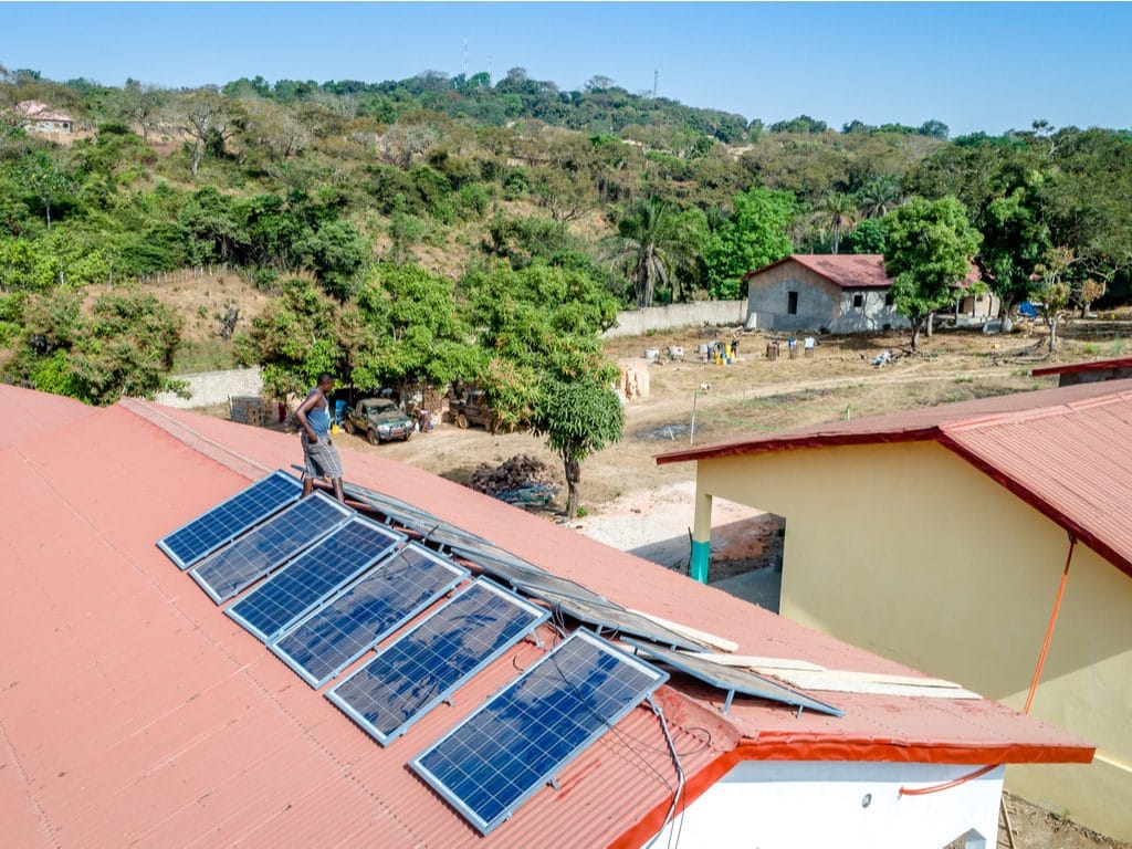 KENYA: KPLC invests $6.7 million for hybrid off grid in rural areas ©Flightseeing-Germany/Shutterstock