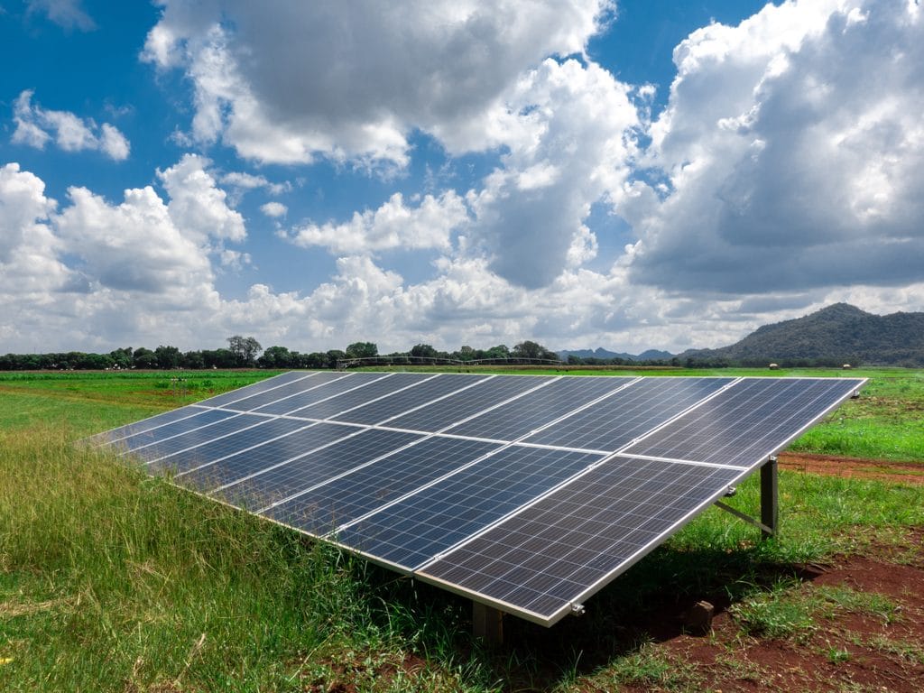 ANGOLA : le gouvernement veut produire 600 MW à partir de l’off-grid solaire©Yong006/Shutterstock