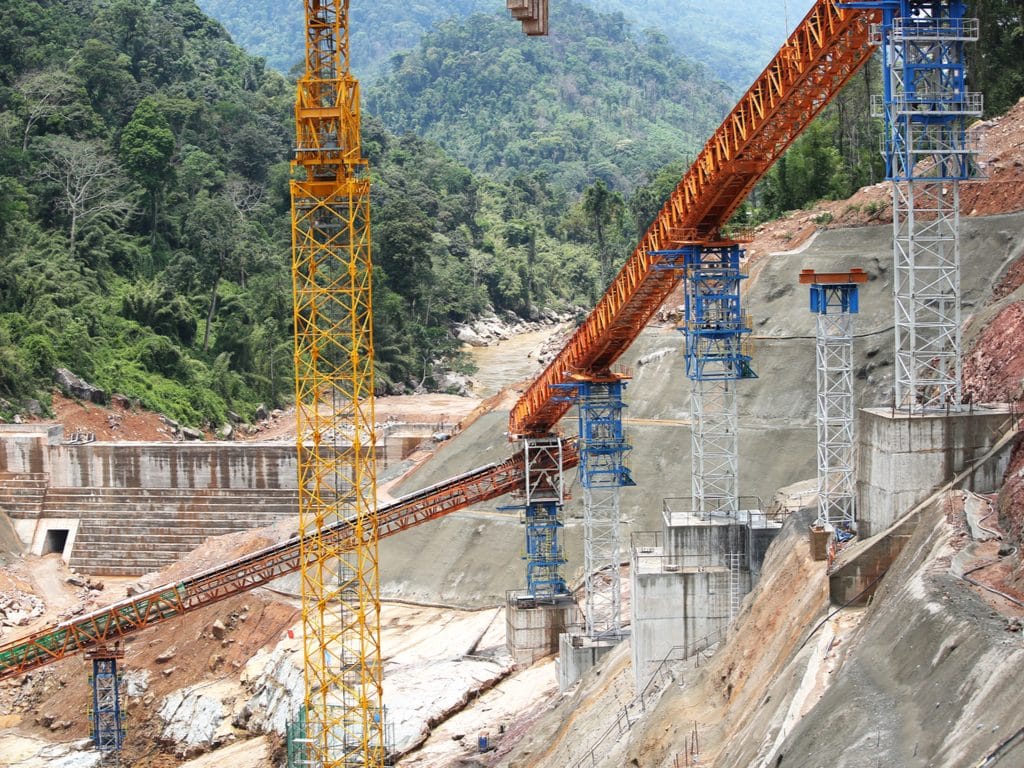 ZAMBIA: Sinohydro halts work at Kafue Gorge Dam site©CHAIYA/Shutterstock