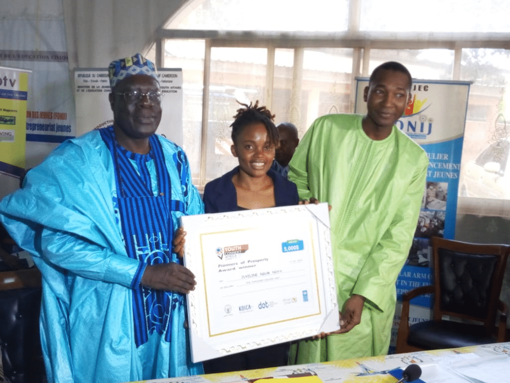 CAMEROUN : les fours écologiques de Juveline Ngum récompensés au Youth Connect Africa©Minjec Cameroun