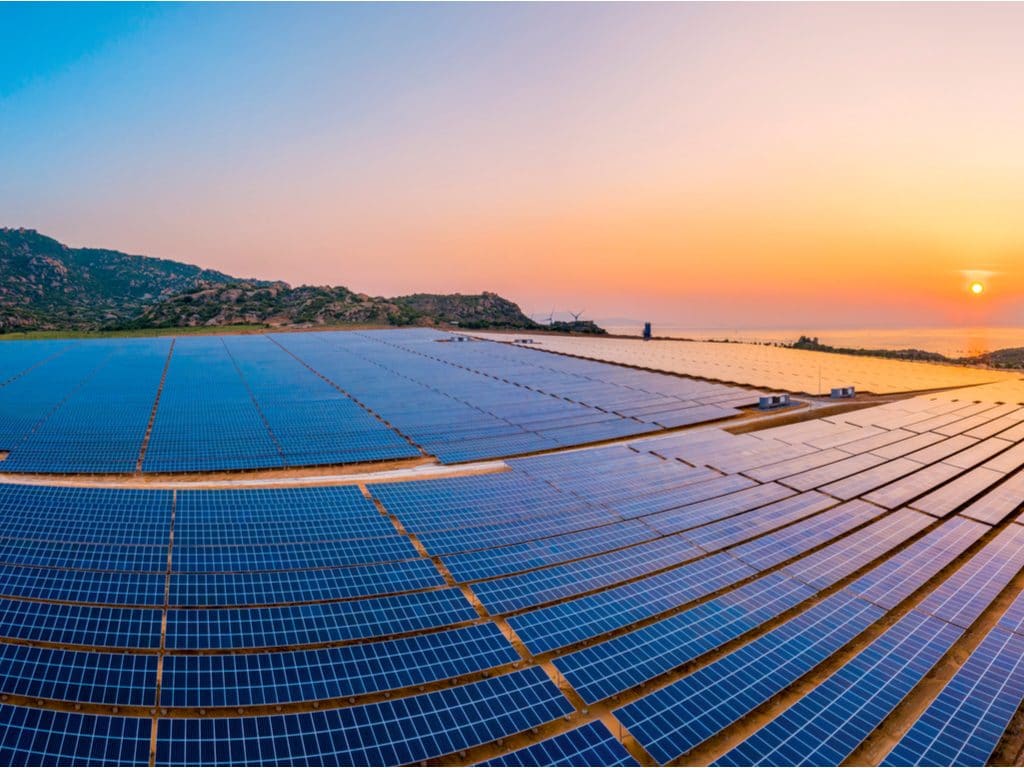 NAMIBIA: CPBN launches call for tenders for a 20 MWp solar power plant in Omburu© Nguyen Quang Ngoc Tonkin/Shutterstock