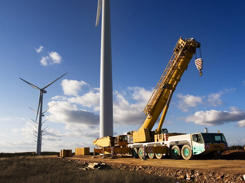AFRIQUE DU SUD : Enel lance la construction des parcs éoliens de Karusa et Soetwater©ownway/Shutterstock