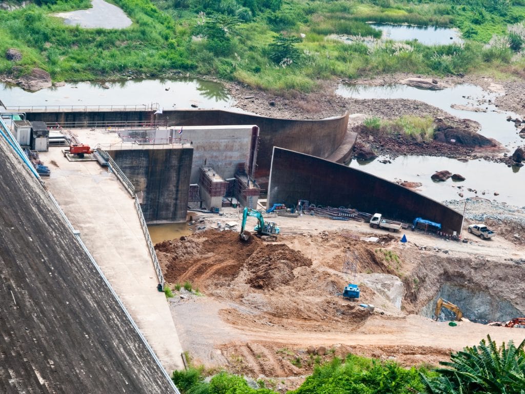 KENYA : Strabag suspend les travaux de construction du barrage d’irrigation de Thiba ©KobchaiMa/Shutterstock