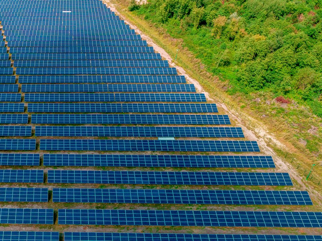 KENYA: Jiangxi International commissions 50 MWp Garissa Solar Power Plant©Ruslan Ivantsov/Shutterstock