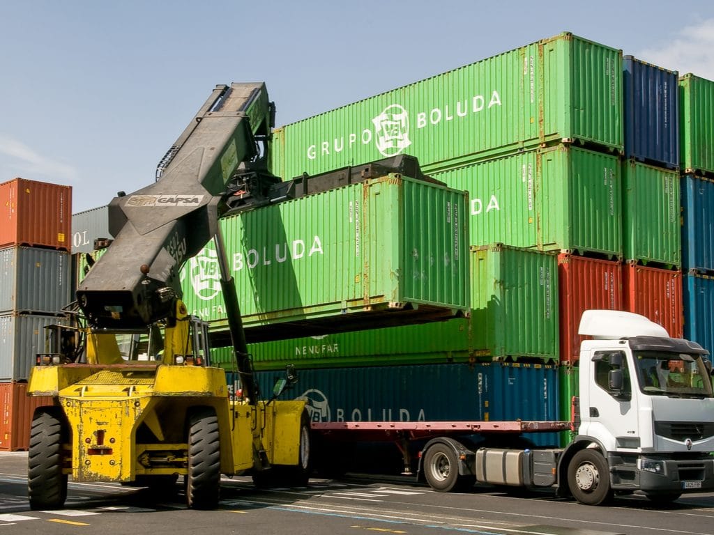 LIBERIA: Authorities return toxic waste shipment to Greece©Salvador Aznar/Shutterstock