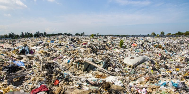 SENEGAL: Macky Sall orders rehabilitation of Mbeubeuss landfill site© KARNT THASSANAPHAK Shutterstock