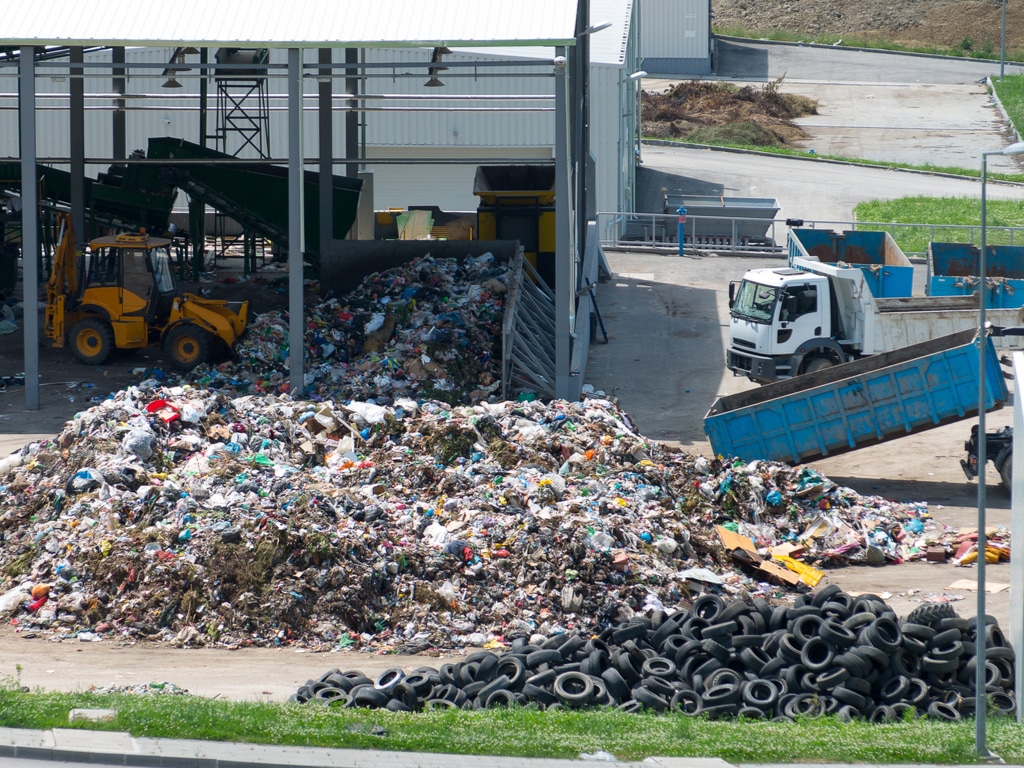 SÉNÉGAL : le gouvernement construira une usine de valorisation des déchets à Kaolack©Deyana Stefanova Robova de Shutterstock
