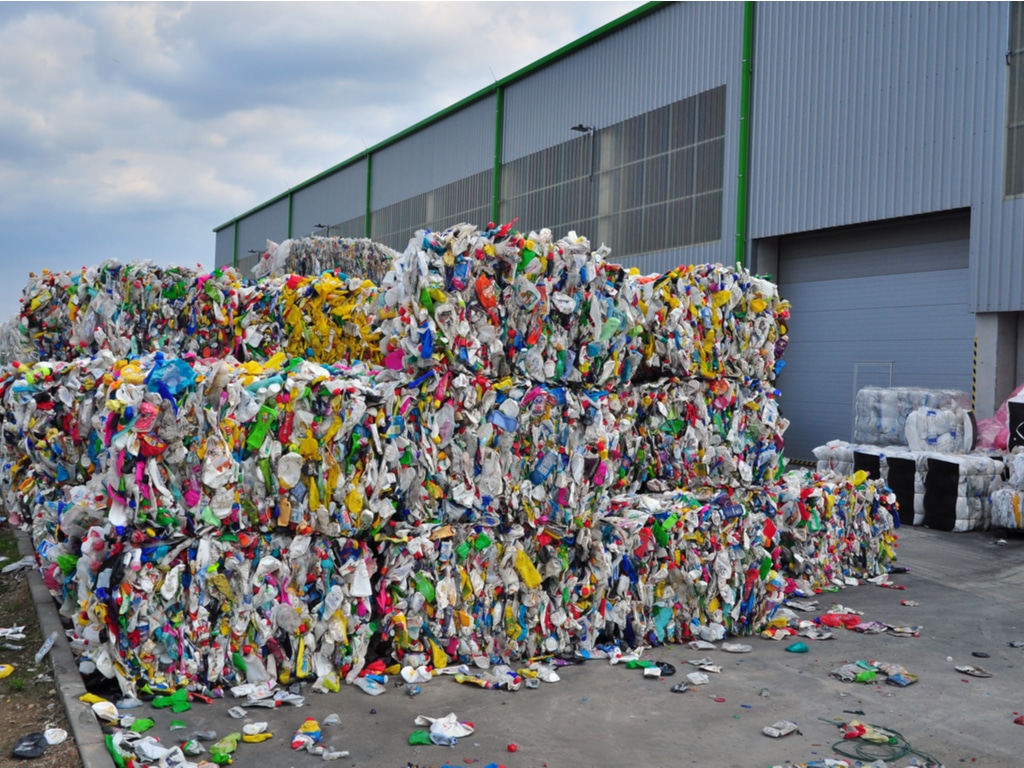 ÉGYPTE : Henkel s’allie à Plastic Bank pour la valorisation les déchets plastiques©Meryll/Shutterstock