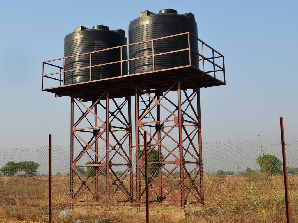 TOGO: Government builds water towers in Kara region©Adriana Mahdalova/Shutterstock