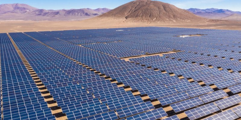 LIBYE : le gouvernement lance la construction d’une centrale solaire à Kufra ©Abrien Domundo/Shutterstock