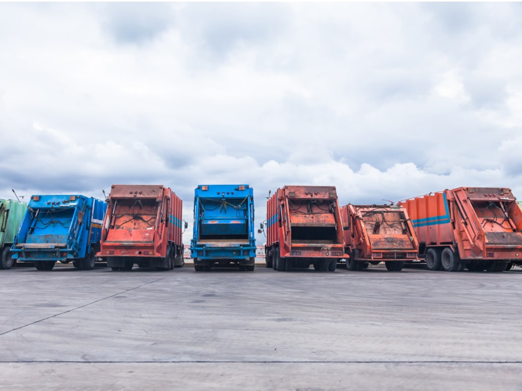 NIGERIA: 40 new trucks set to improve waste collection in Lagos city©Nitiphonphat/Shutterstock