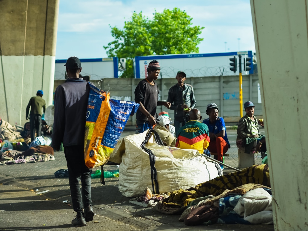 COTE D’IVOIRE : la Sodeci s’allie au gouvernement pour mieux nettoyer le pays©VladanRadulovicjhb/Shutterstock