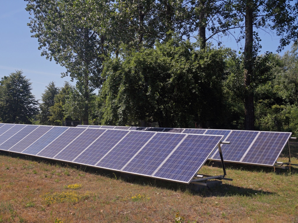 KENYA : 1,3 million de foyers auront accès à l’électricité via l’off-grid solaire©vladdon/Shutterstock