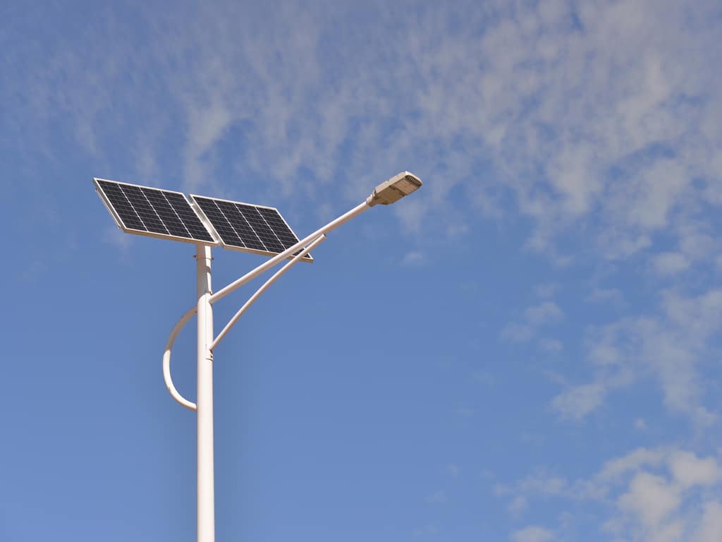 COTE D’IVOIRE : les quartiers de Tiassalé seront bientôt éclairés à l’énergie solaire©Gongsin.b / Shutterstock