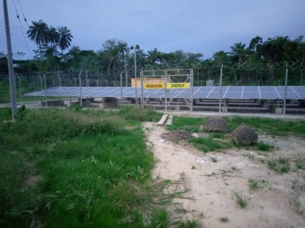 NIGERIA : Renewvia connecte deux mini-grids solaires hybrides dans l’État de Bayelsa©Renewvia Energy