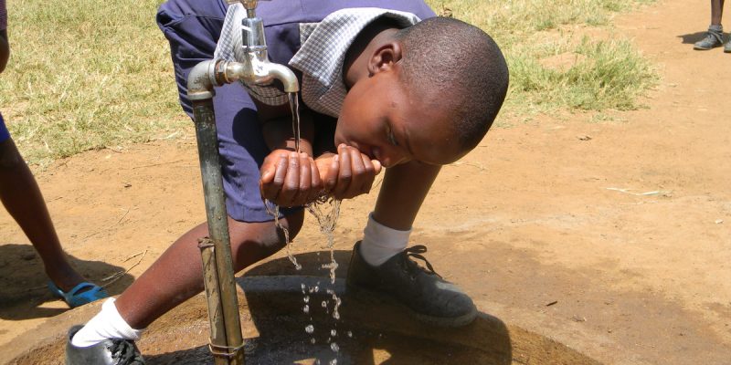 COTE D’IVOIRE : l’Usaid soutient l’accès à l’eau et à l’assainissement dans 8 mairies©CECIL BO DZWOWA/Shutterstock