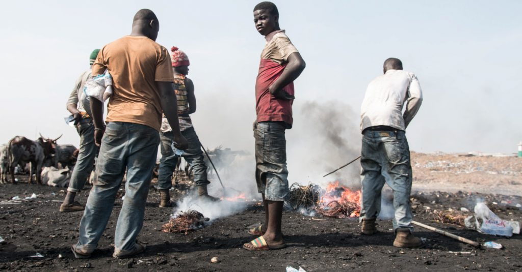AFRICA: 34 traffickers arrested for importing electronic waste ©Aline Tong/Shutterstock