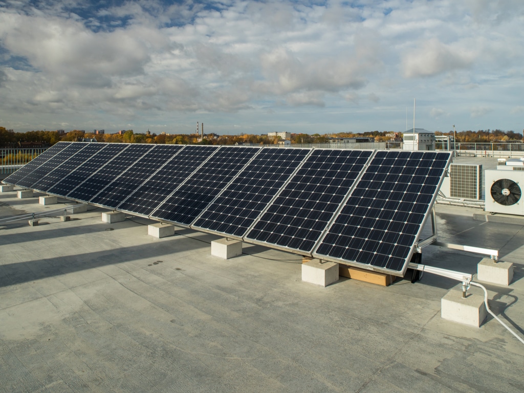 ESWATINI : GoParity cofinance une centrale solaire hors réseau à l’hôpital de Siteki© Aleks Kend/Shutterstock
