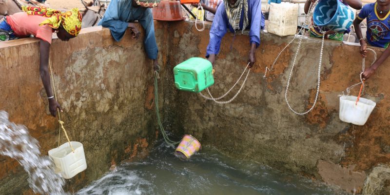 KENYA: Construction work on the Lopeipuke water basin starts©BOULENGER Xavier /Shutterstock
