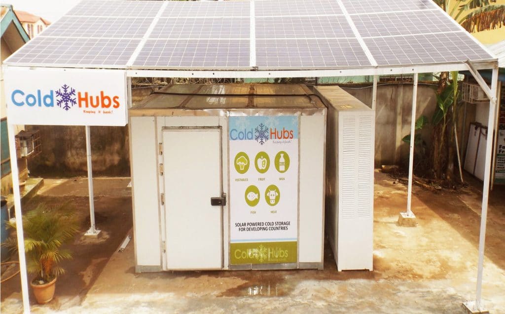NIGERIA : Ikegwuonu récompensé pour son projet de réfrigérateurs alimentés au solaire©Global Citizen