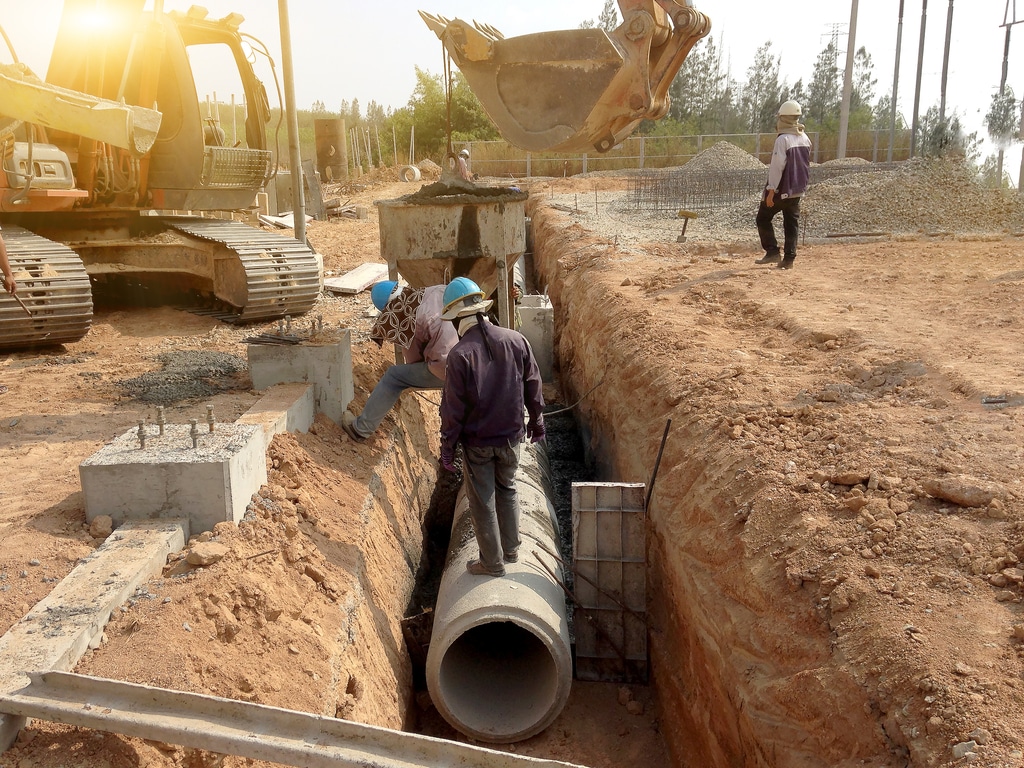 GHANA : 2,7 M$ pour drainer le bassin de Nsukwao pour lutter contre les inondations©sakoat contributor/Shutterstock